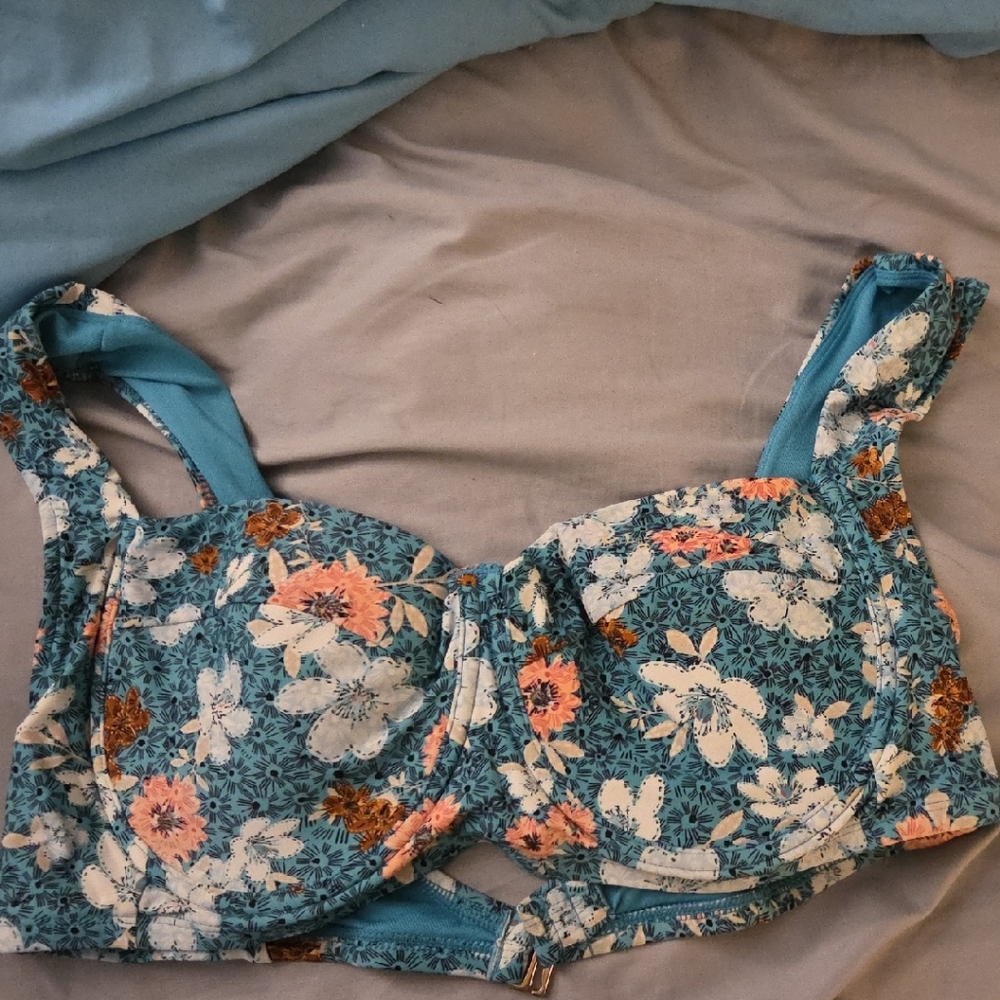Time and Tru Green Blue Ruffled Tiered Babydoll Bikini